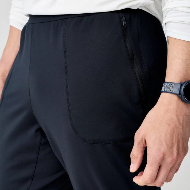 Brooks Momentum Thermal running pant for men – Black (detail 1)
