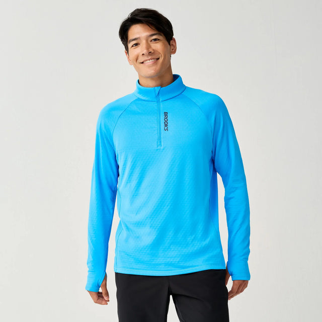 Brooks Momentum Thermal half-zip running top for men – Cyber Blue (front view)