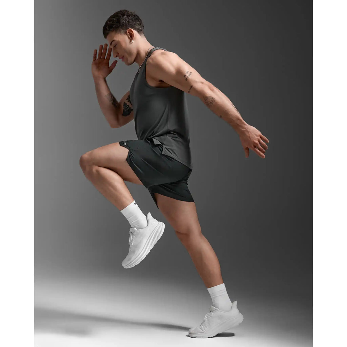 2XU Aero camisole homme - Jupiter / Noir réfléchissant