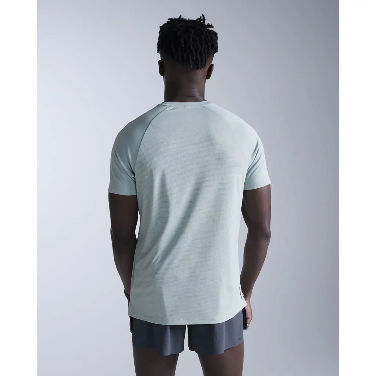 2XU Aero t-shirt de course à pied homme - Smoke Blue / Black Reflective