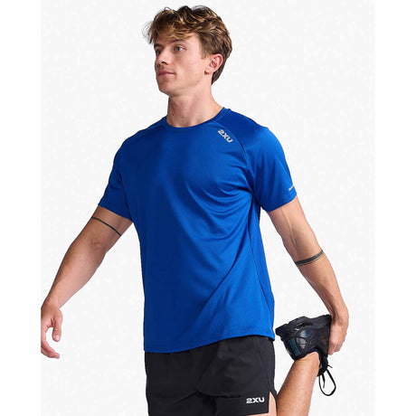 2XU Aero Tee t-shirt de course à pied pour homme - Surf the web