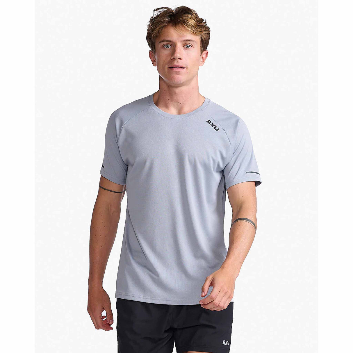 2XU Aero Tee t-shirt de course à pied pour homme - Weathervane