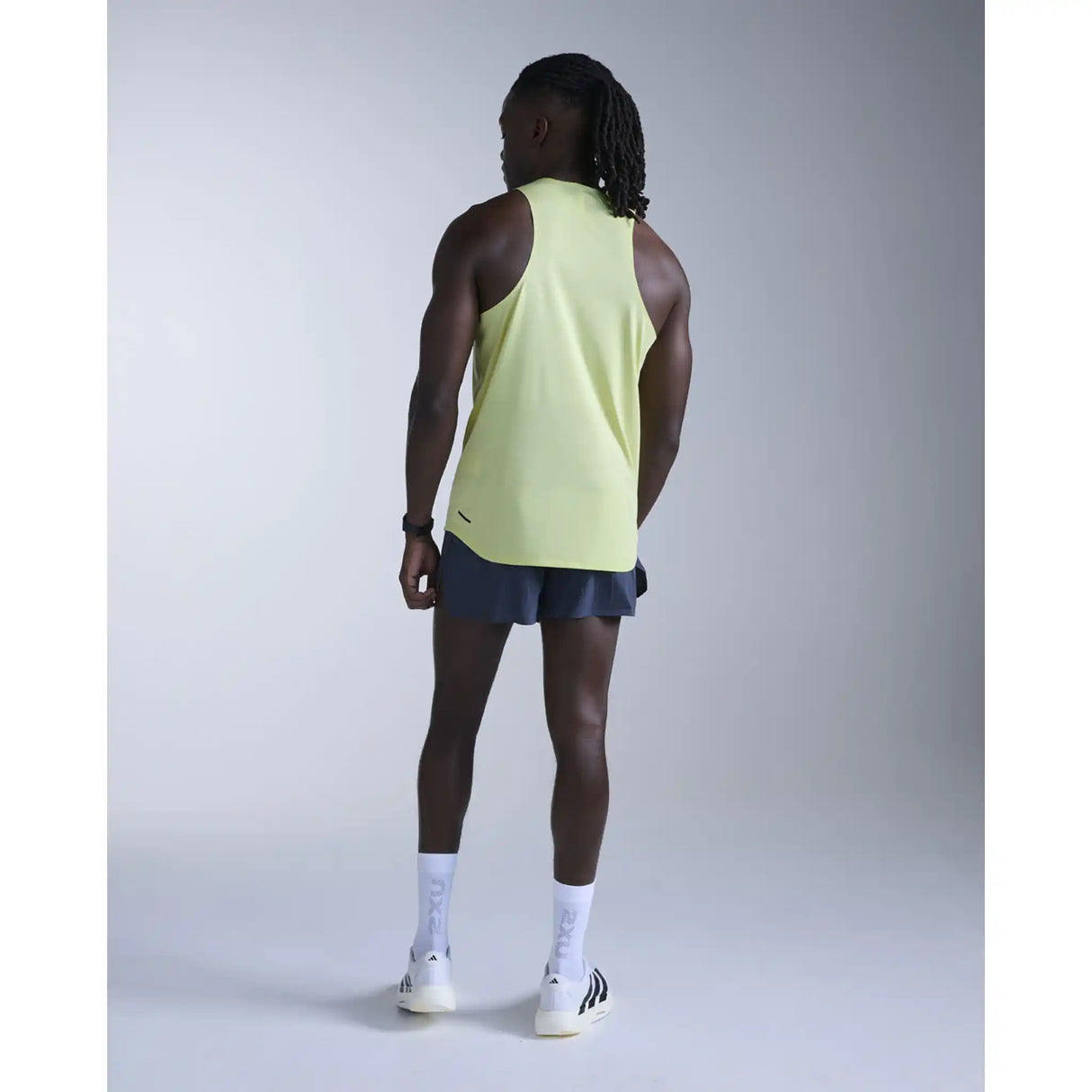 2XU Light Speed Tech camisole de course homme - Cool Matcha / Black Reflective