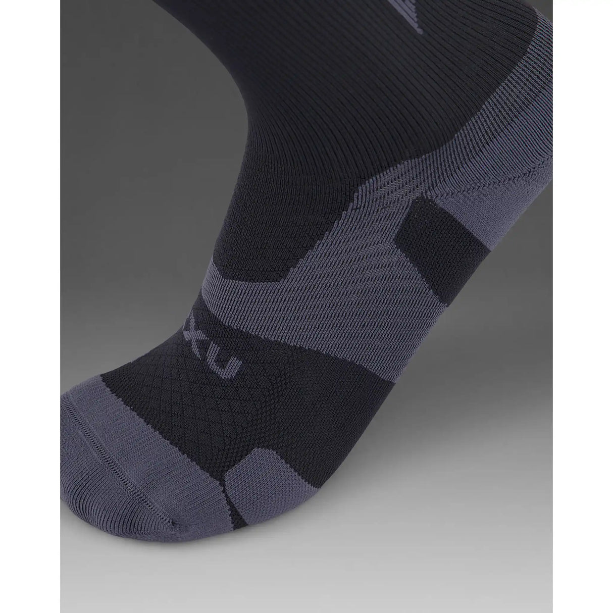 2XU Vectr Light Cushion Crew chaussettes de course - Noir / Titanium