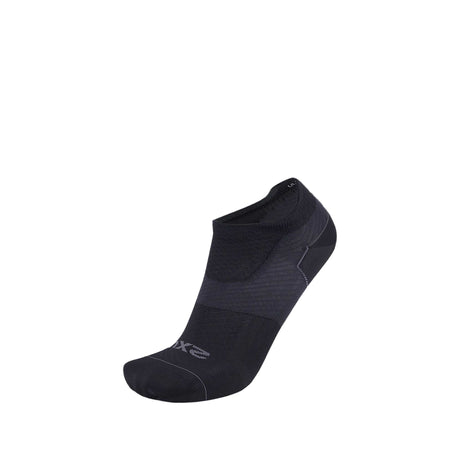 2XU Vectr Ultralight No Show chaussettes courtes de course à pied - Noir / Titane