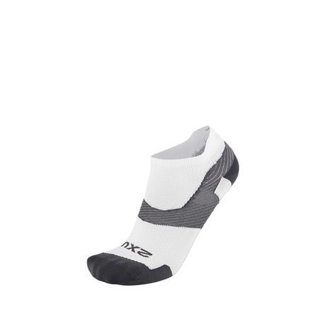 2XU Vectr Ultralight No Show chaussettes courtes de course à pied - Blanc / Gris