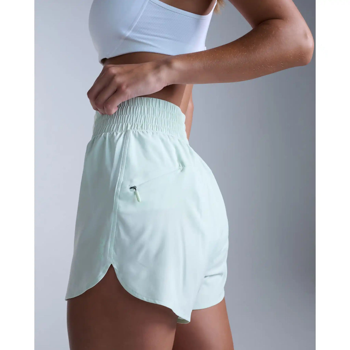 2XU Hi-Rise short 4 pouces femme - Mint Dust / Mint Reflective