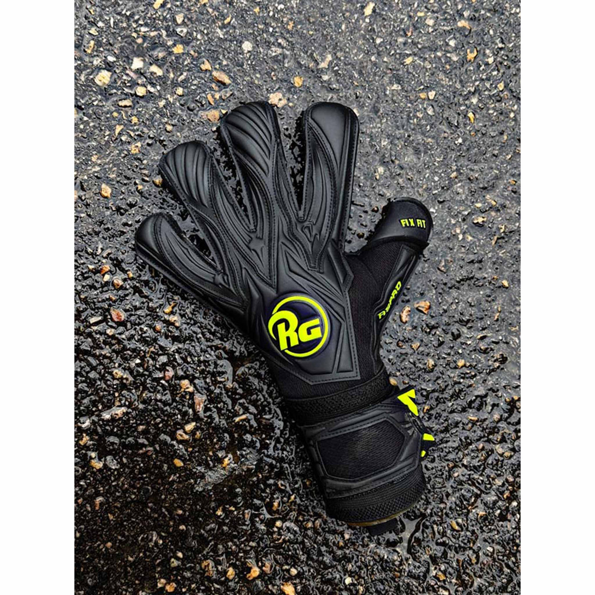 RG Goalkeeper Gloves Aspro Blackout - Black / Neon Yellow