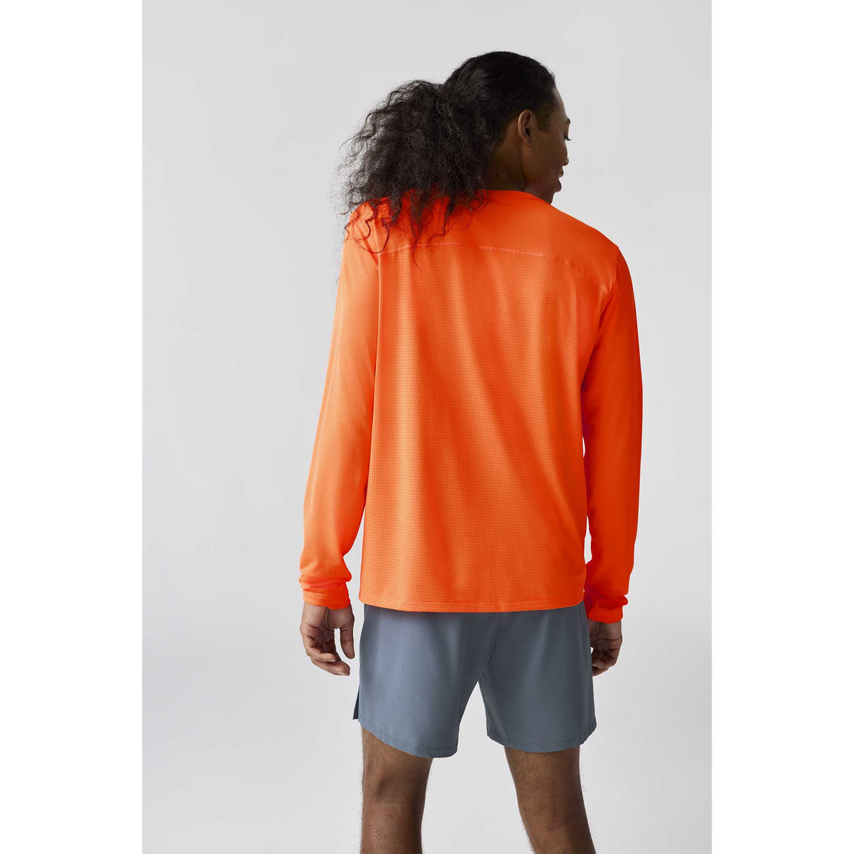 Brooks Atmosphere 3.0 haut de course à pied à manches longues homme dos - Shocking Orange