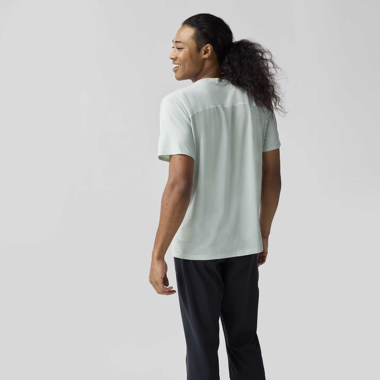 Brooks Atmosphere Short Sleeve 3.0 T-shirt homme live dos - Smoke / Shadow Stripe