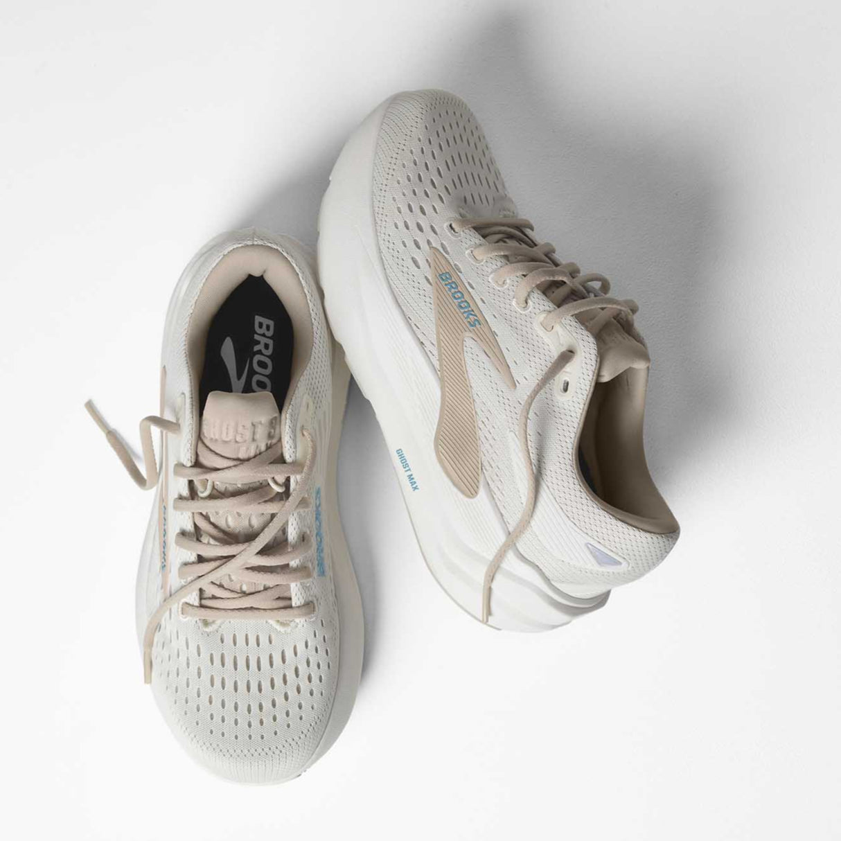 Brooks Ghost Max 3 chaussures de course à pied pour femme paire - Coconut / Chateau Grey / Blue