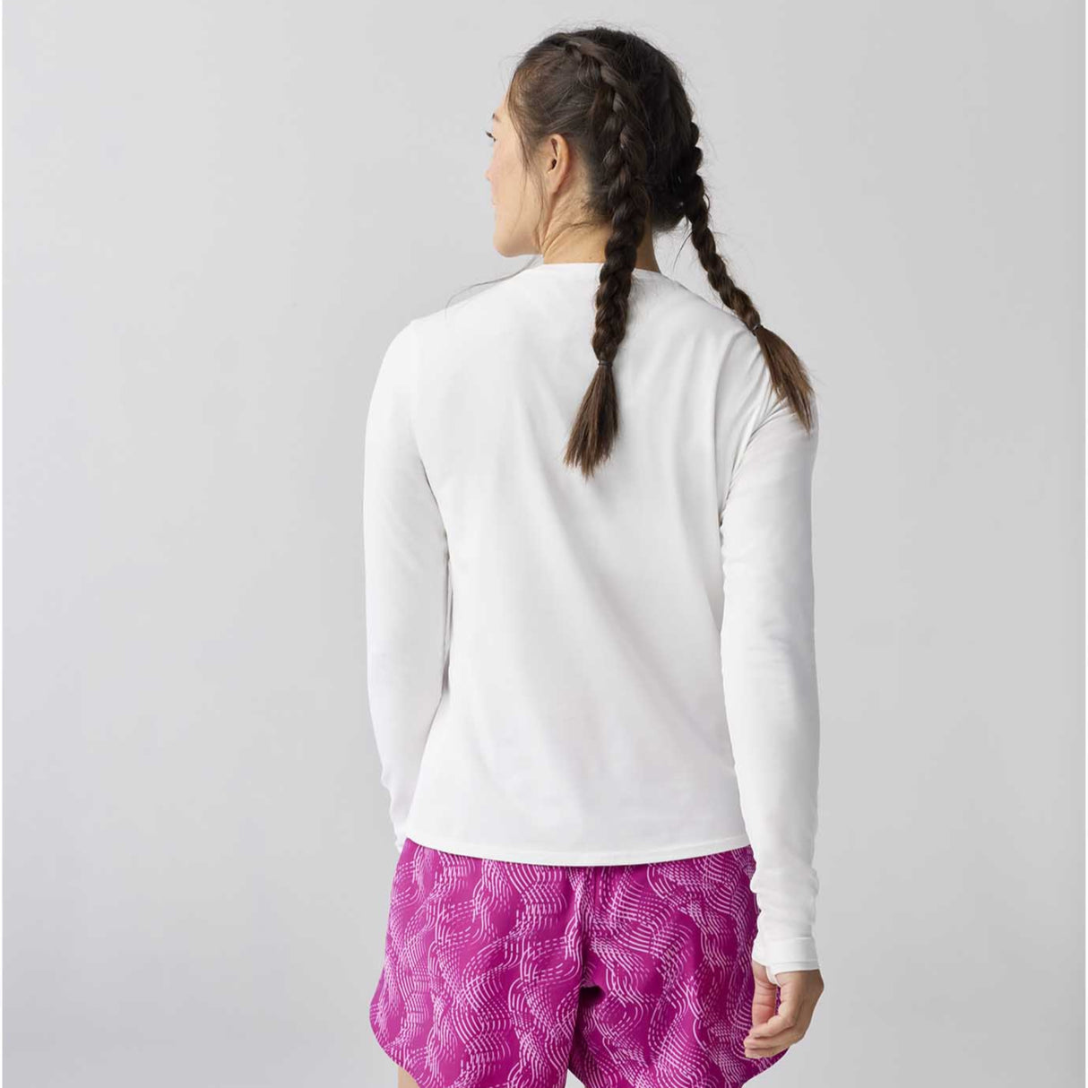 Brooks Luxe chandail de course à manches longues femme dos - Blanc