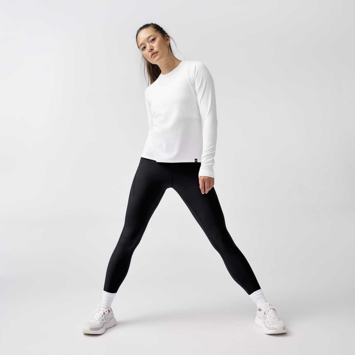 Brooks Luxe chandail de course à manches longues femme action - Blanc
