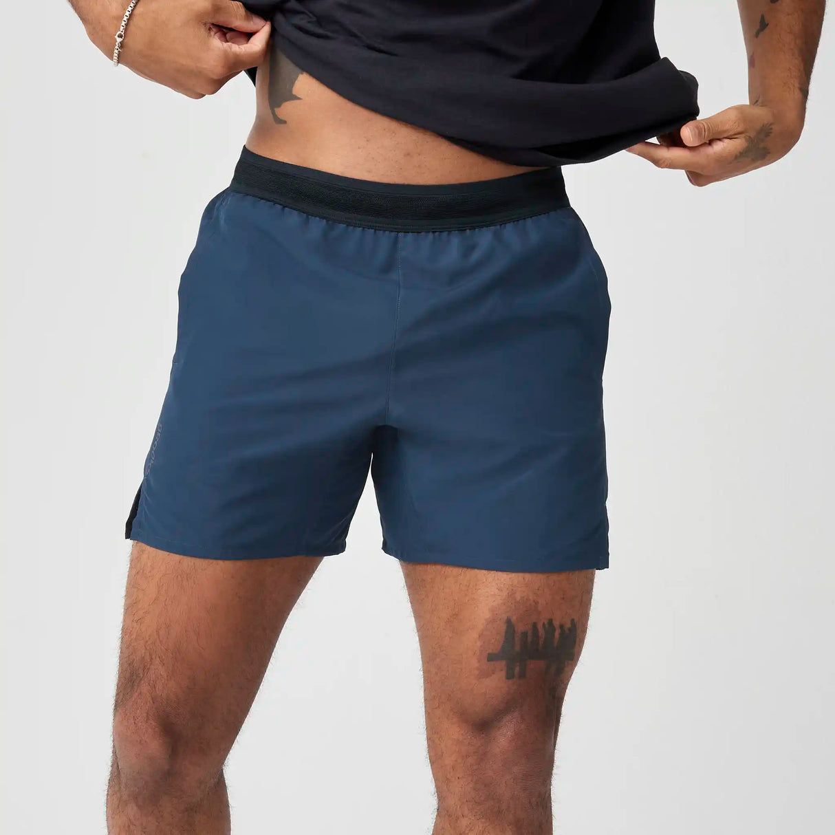 Brooks Dash short de course à pied 6 po 2-en-1 pour homme - Midnight Run / Noir