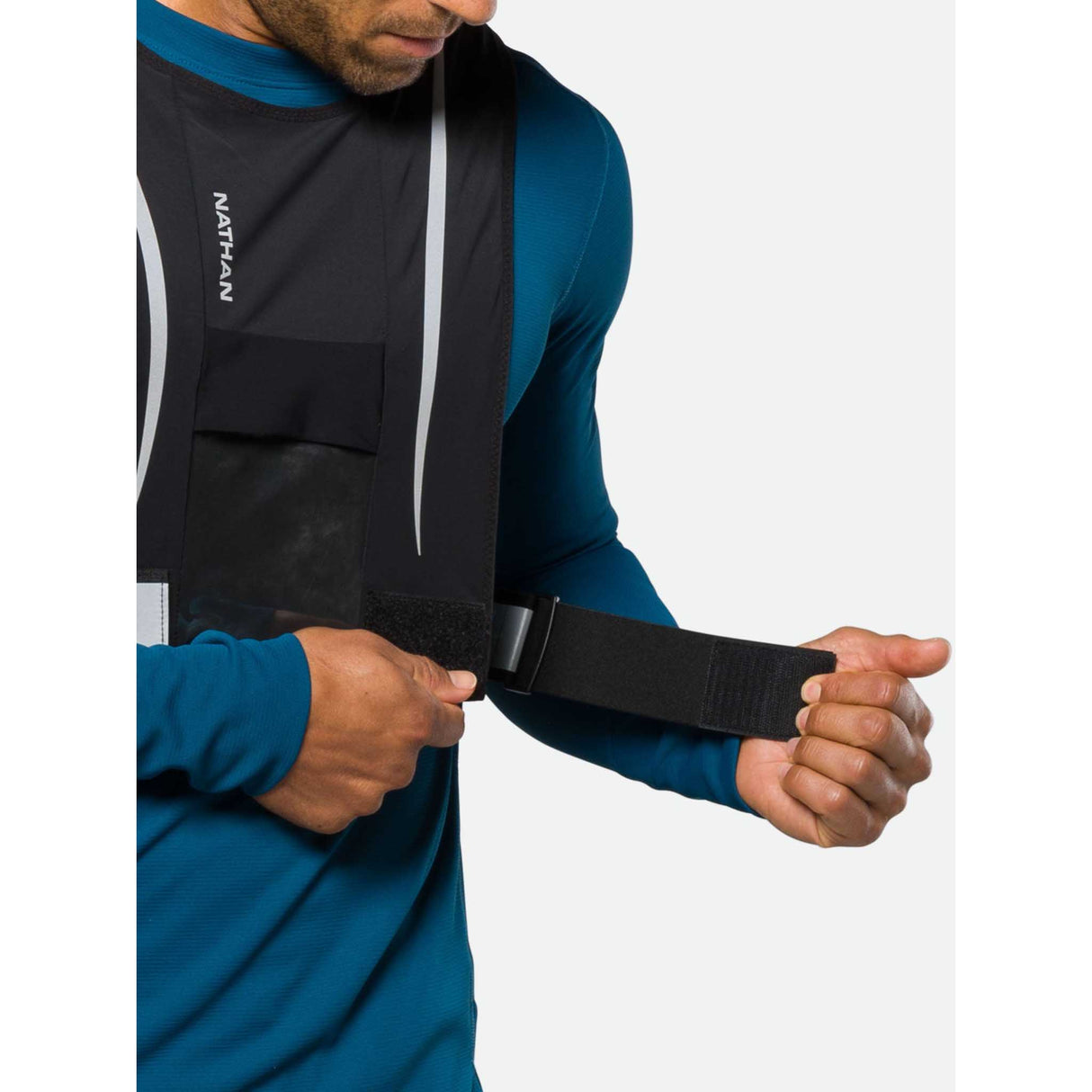 Nathan Nathan Hypernight Stash veste réfléchissante de course à pied