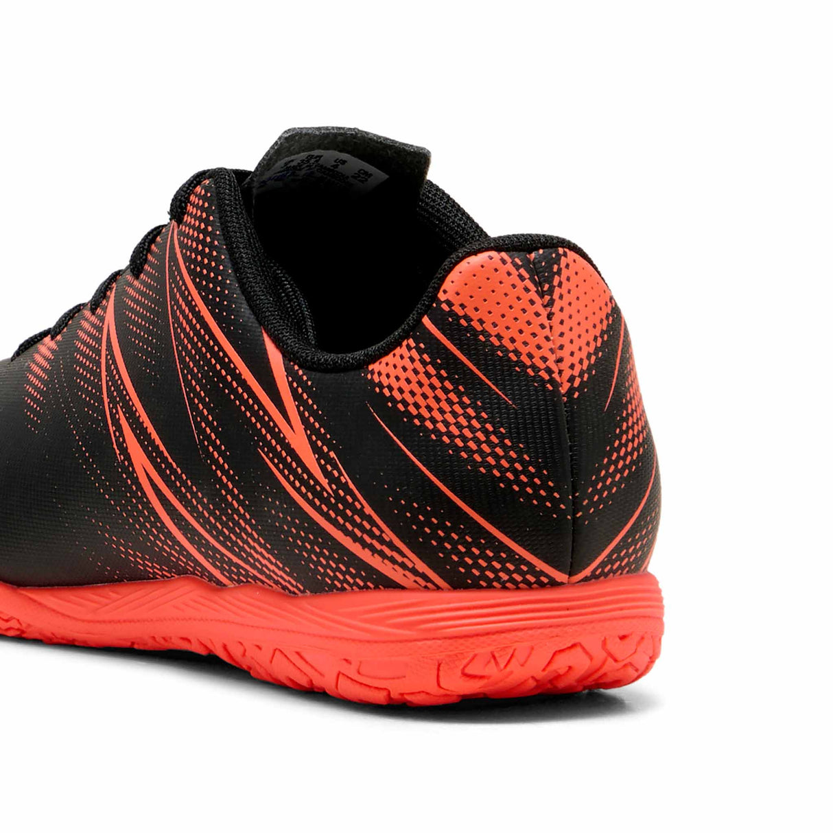 Puma Puma Attacanto IT JR chaussure de soccer intérieur pour enfant