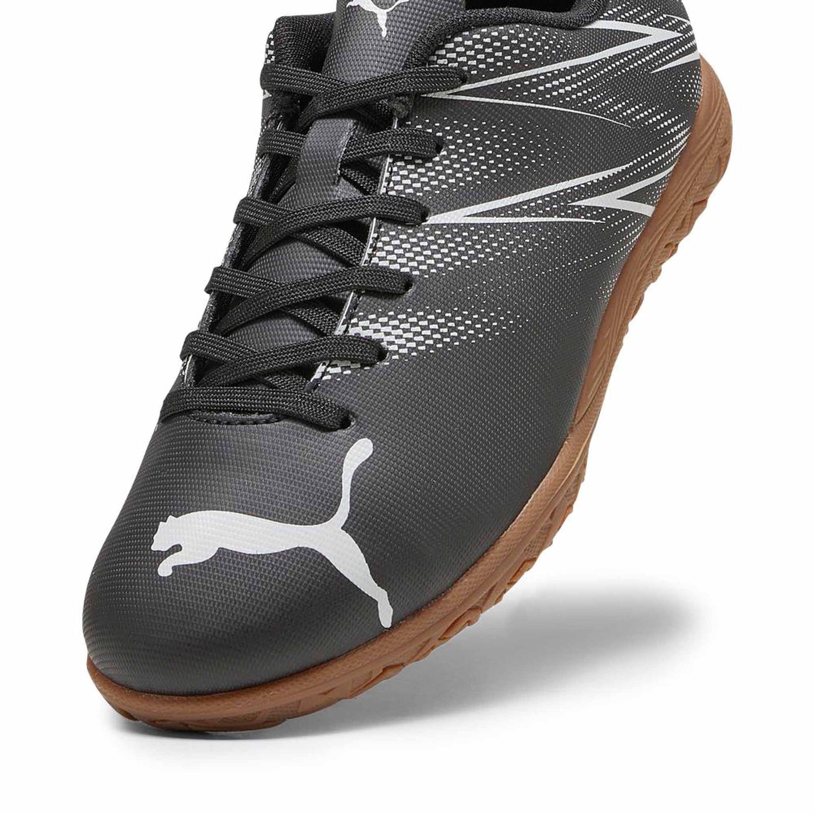 Puma Puma Attacanto IT junior chaussure de soccer intérieur pour enfant