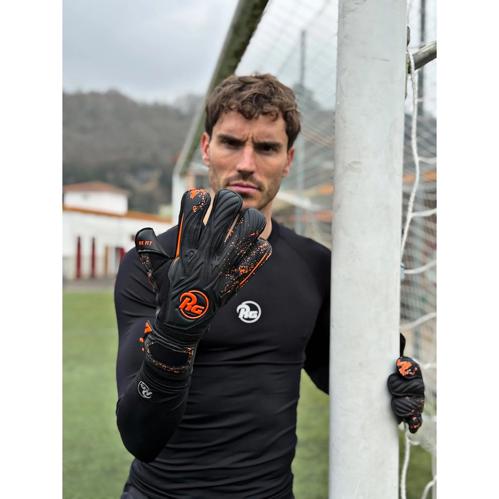 RG Goalkeeper Gloves Aspro Blackout 26-27 - Black / Orange