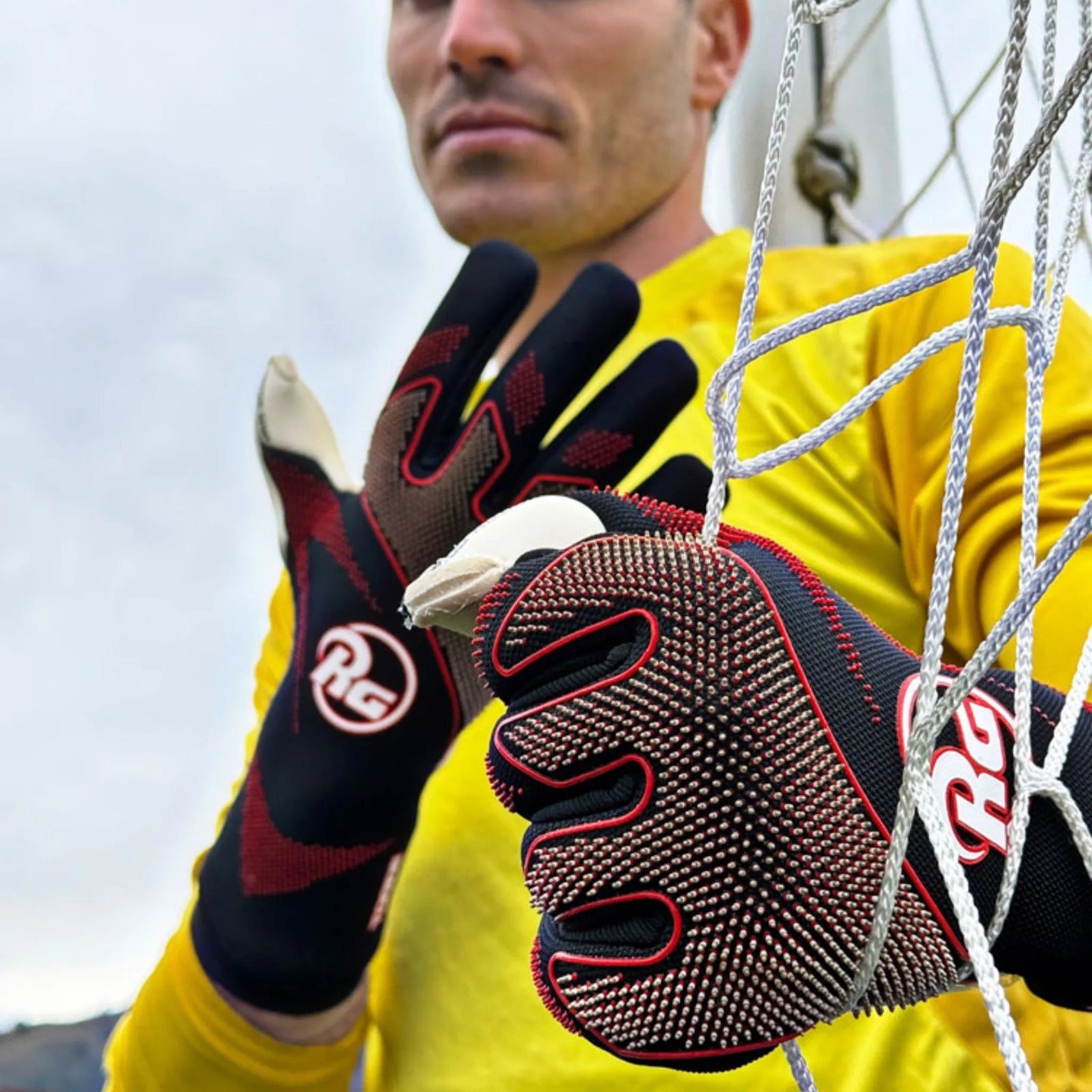 RG Goalkeeper Gloves Toride Limited Edition - Black / White