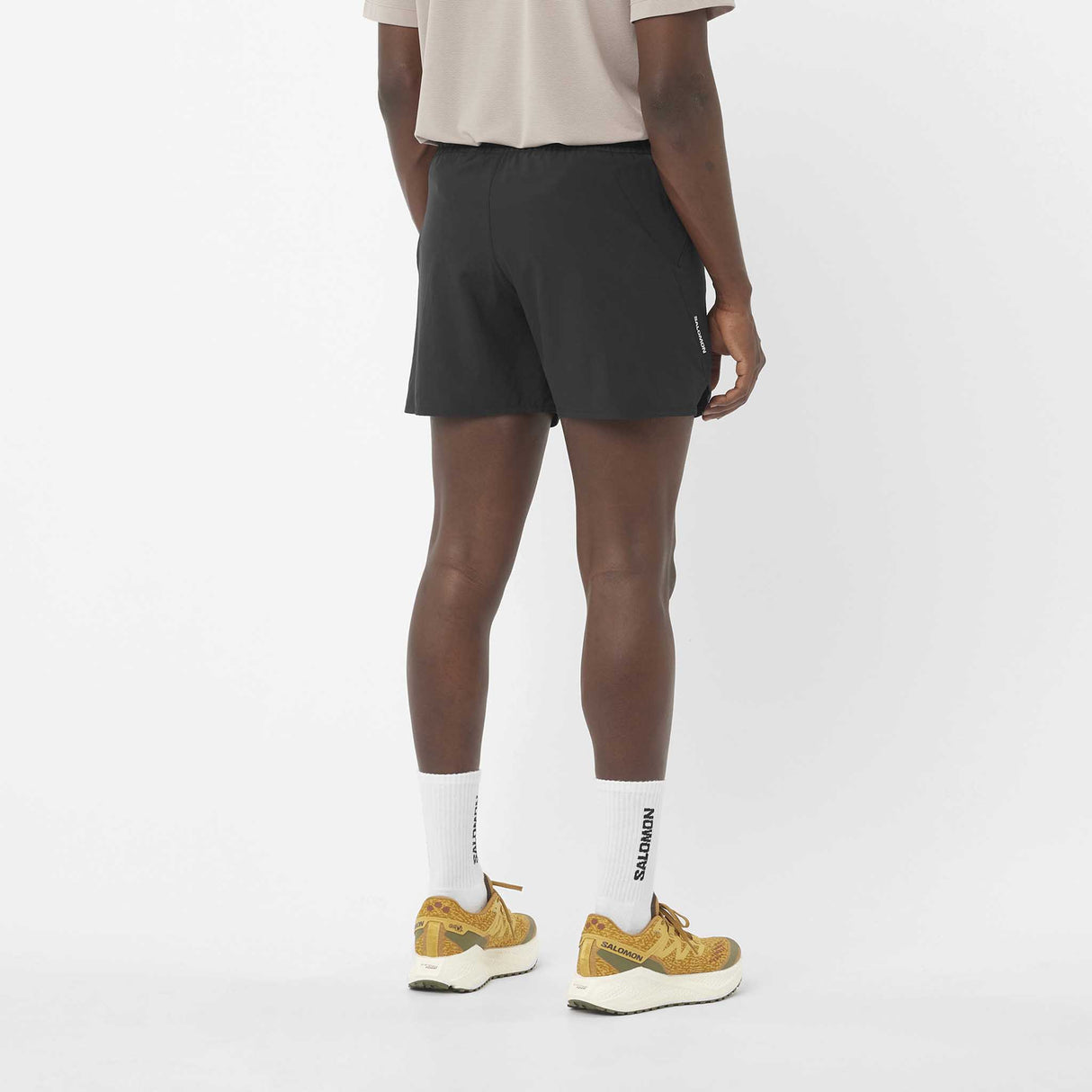 Salomon Salomon SHAKEout Core 5 po short de course à pied pour homme