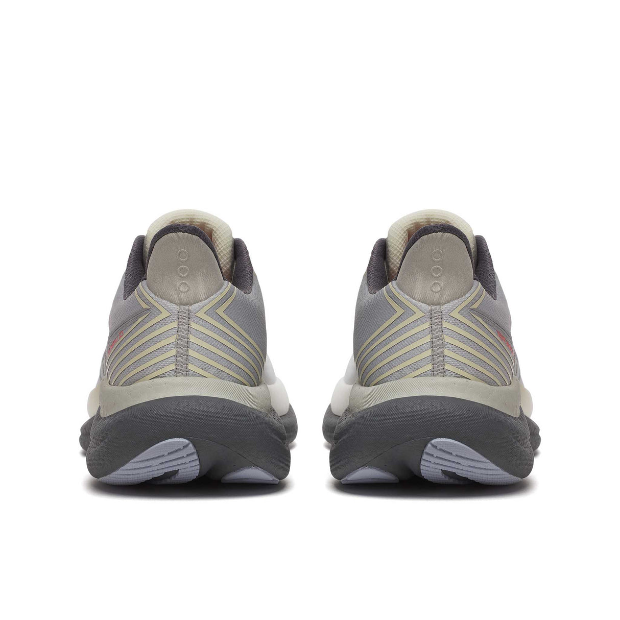 Saucony Triumph 23 souliers de course homme talon -  Grey / Shadow