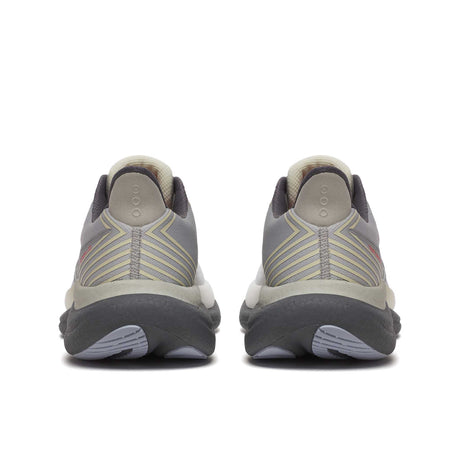 Saucony Triumph 23 souliers de course homme talon -  Grey / Shadow