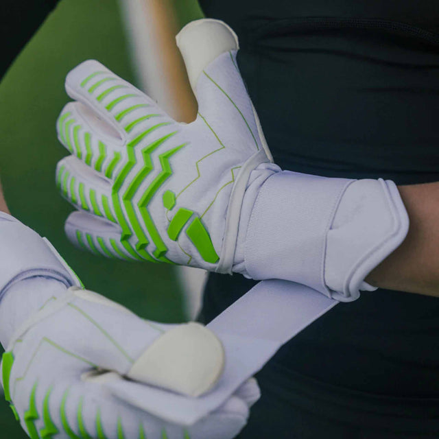 Storelli Storelli Electric GK gants de gardien de but de soccer