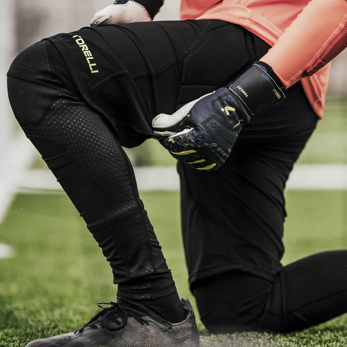 Storelli Storelli ExoShield GK Short de protection pour gardien de soccer