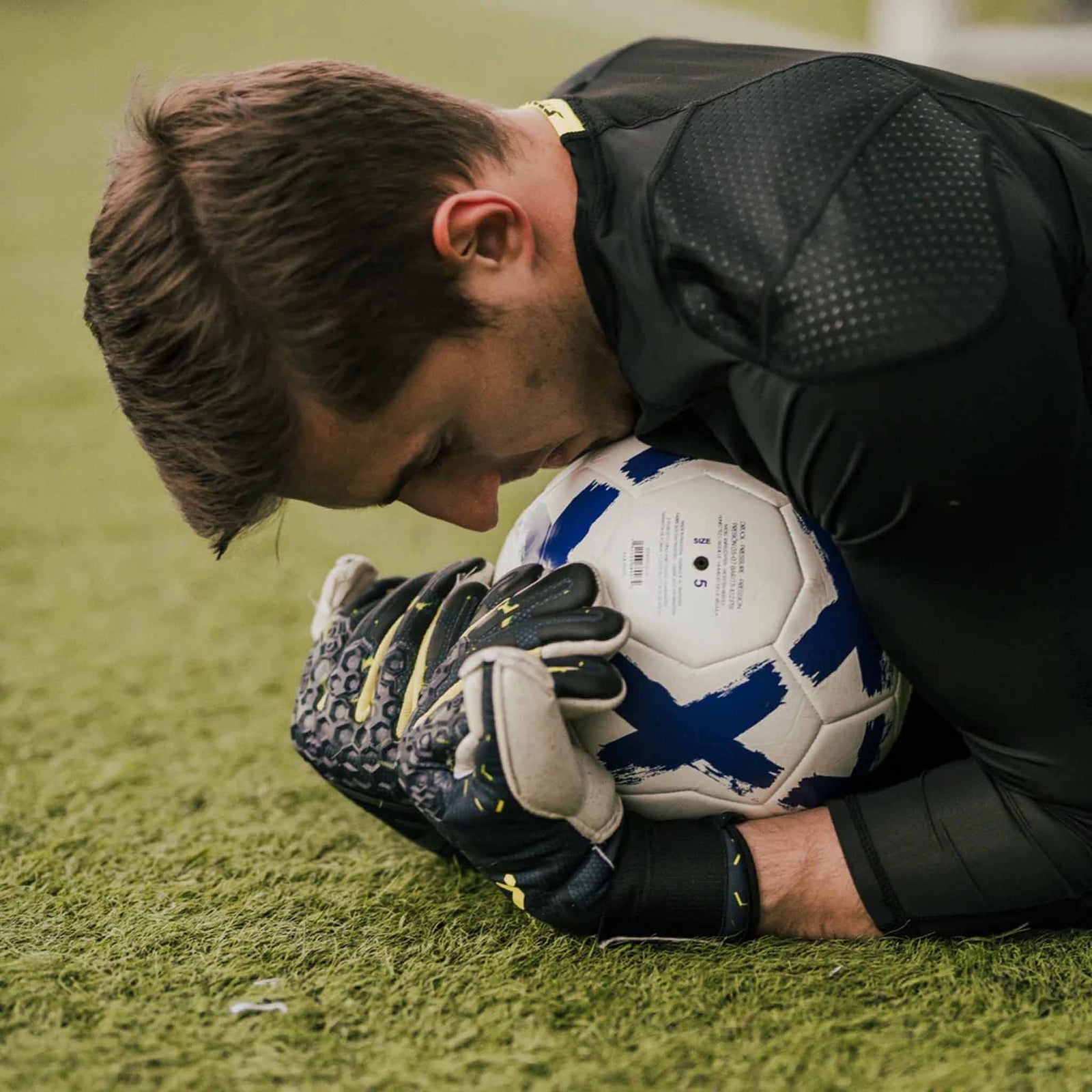 Storelli Storelli Silencer Threat gants de gardien de but de soccer