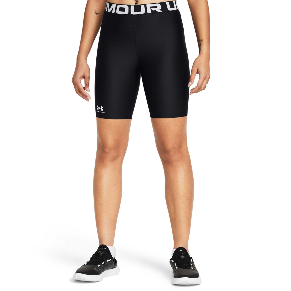 UA HeatGear Short de 20 cm femme face - Noir / Blanc
