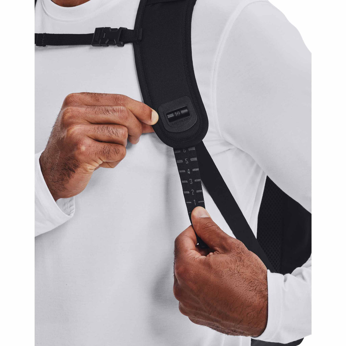 Under Armour Hustle Pro sac a dos sport - Noir