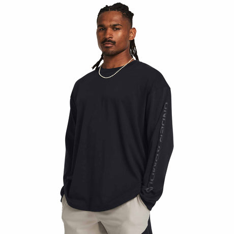 Under Armour chandail manches longue imprimé ton sur ton homme live - noir