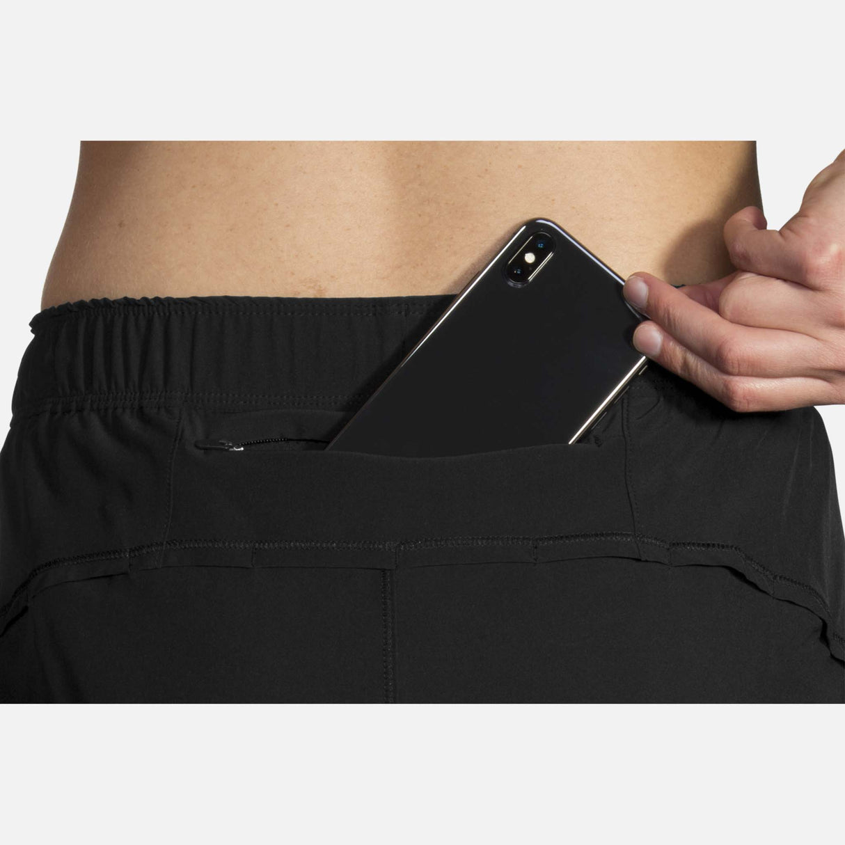 Brooks Chaser 5" 2-en-1 short course noir femme pochette avec zip