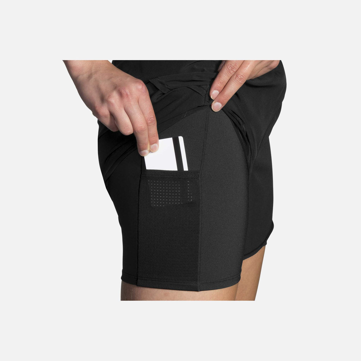 Brooks Chaser 5" 2-en-1 short course noir femme pochette intérieure