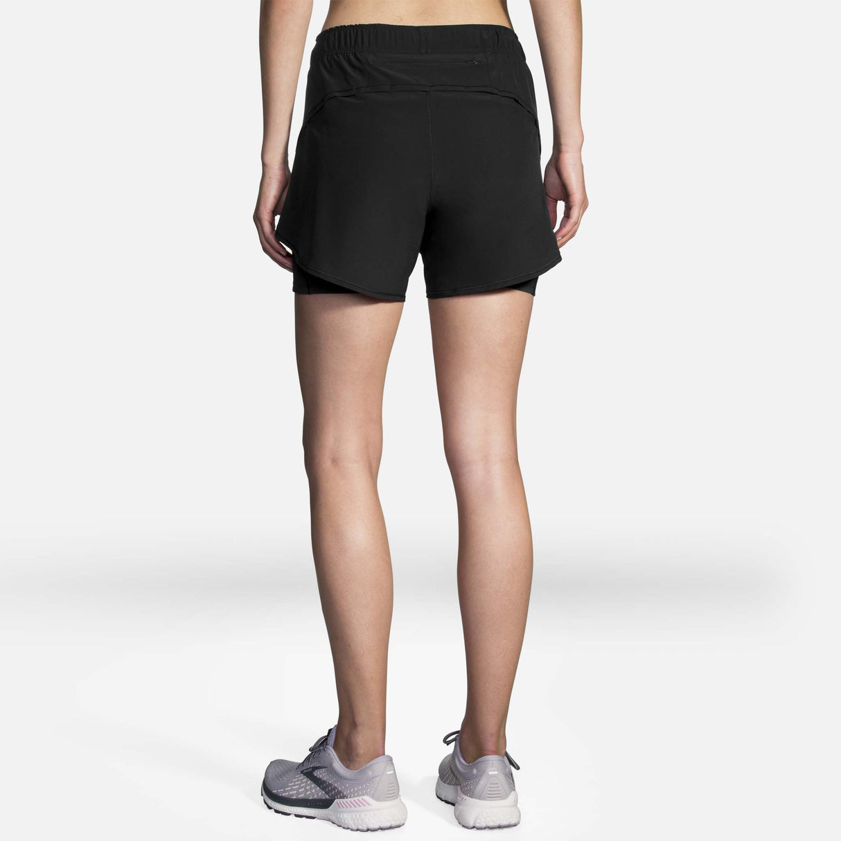 Brooks Chaser 5" 2-en-1 short course noir femme dos
