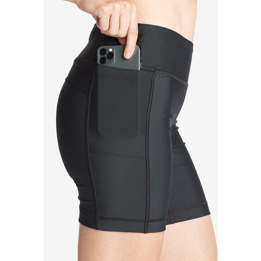 Lole Burst shorts black side pocket