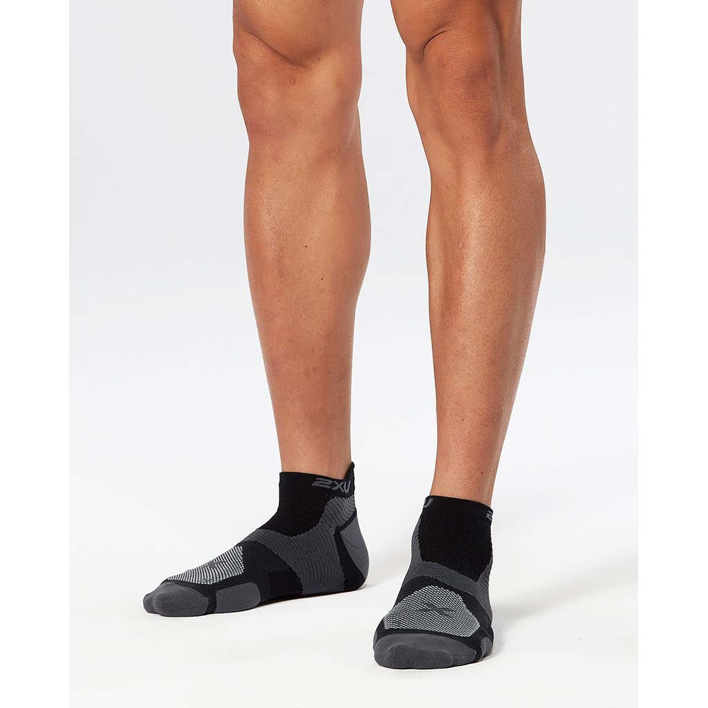 2XU Race Vectr men's run socks black black