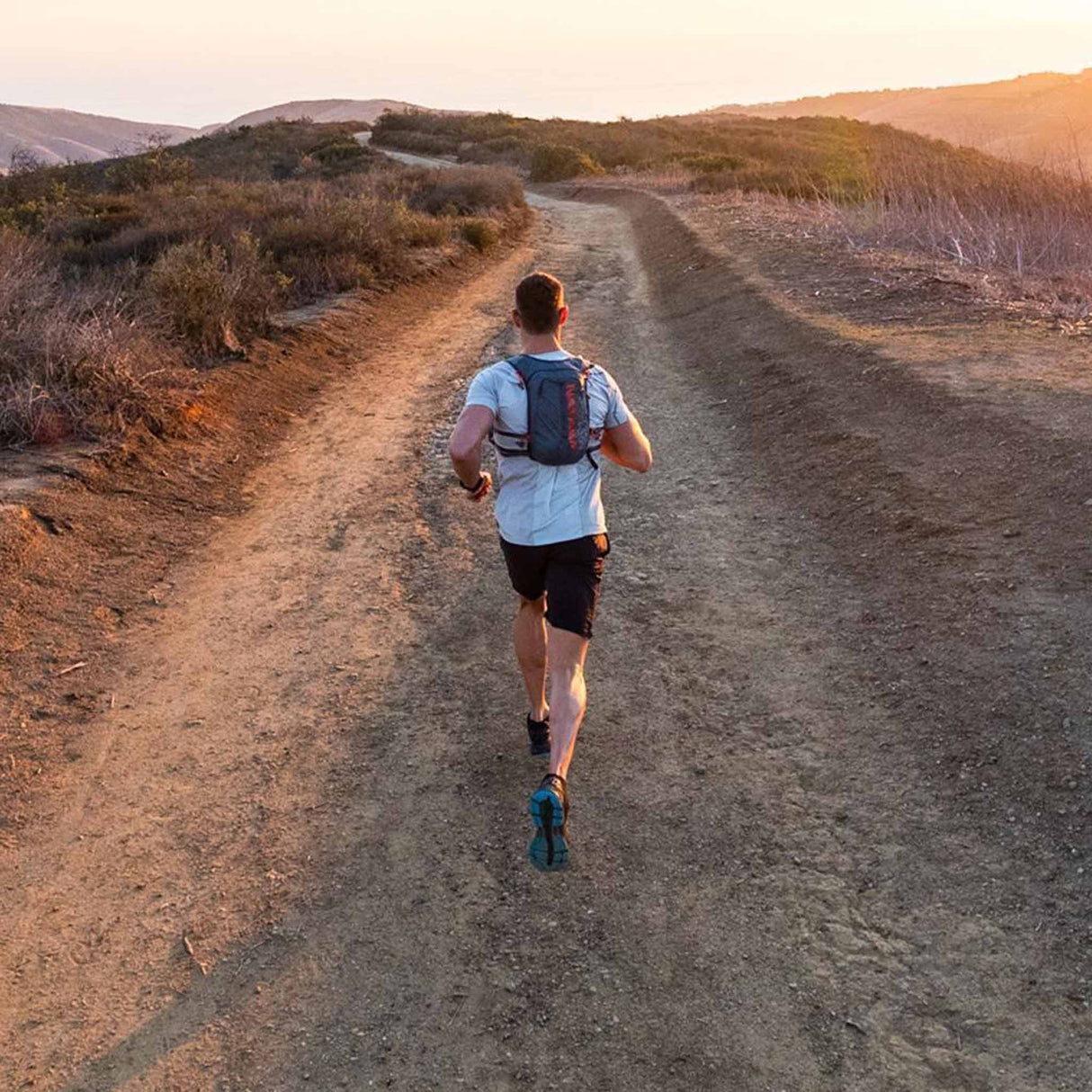 Nathan Nathan TrailMix 7 L veste d'hydratation de course à pied pour homme