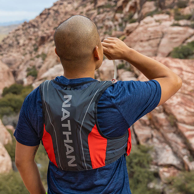 Nathan Nathan Vapor Swift 4 L veste d'hydratation de course à pied