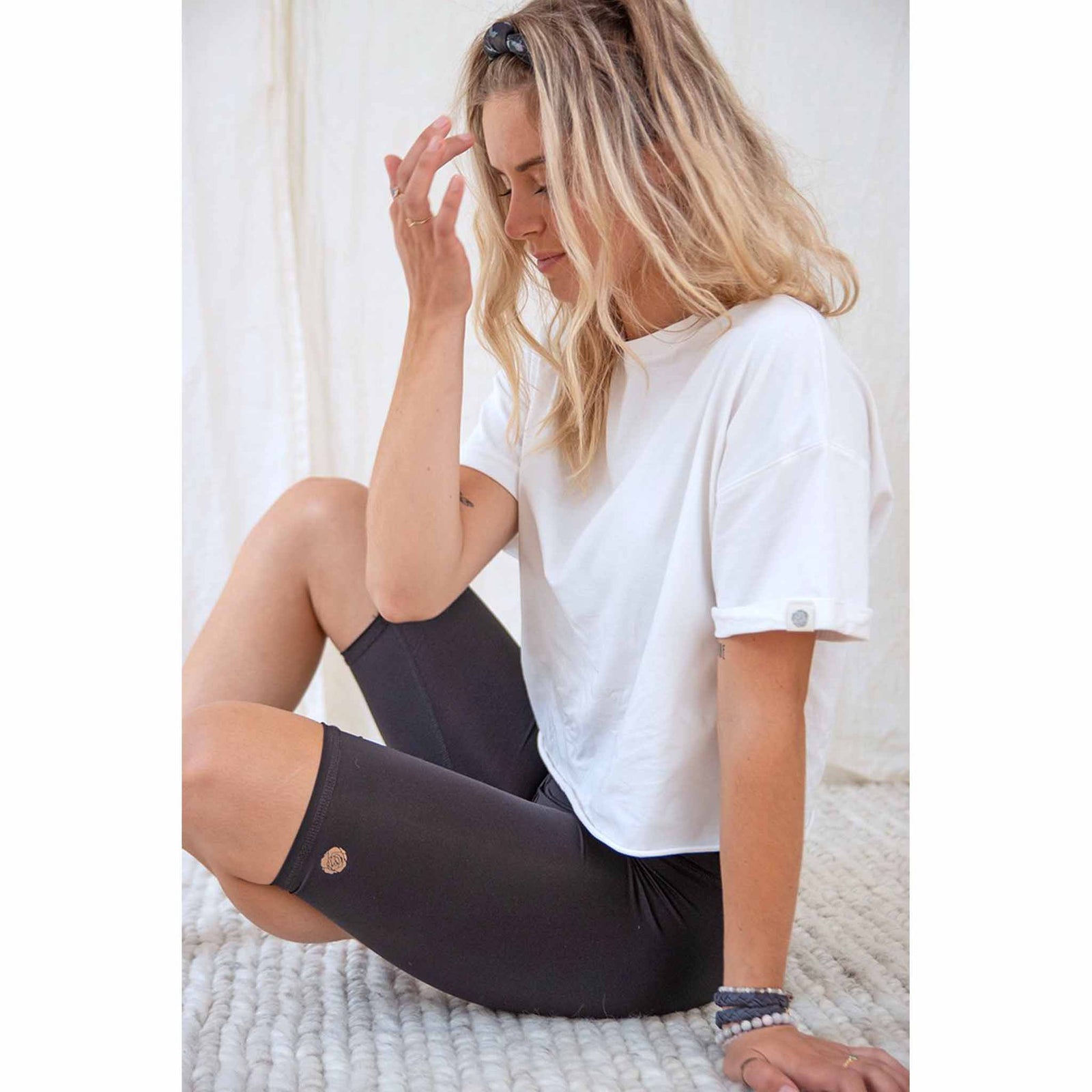 Rose Buddha Rose Buddha Nouvelle Lune short long style biker