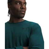 UA men's left chest logo long sleeve top Arden Green / Black - detail