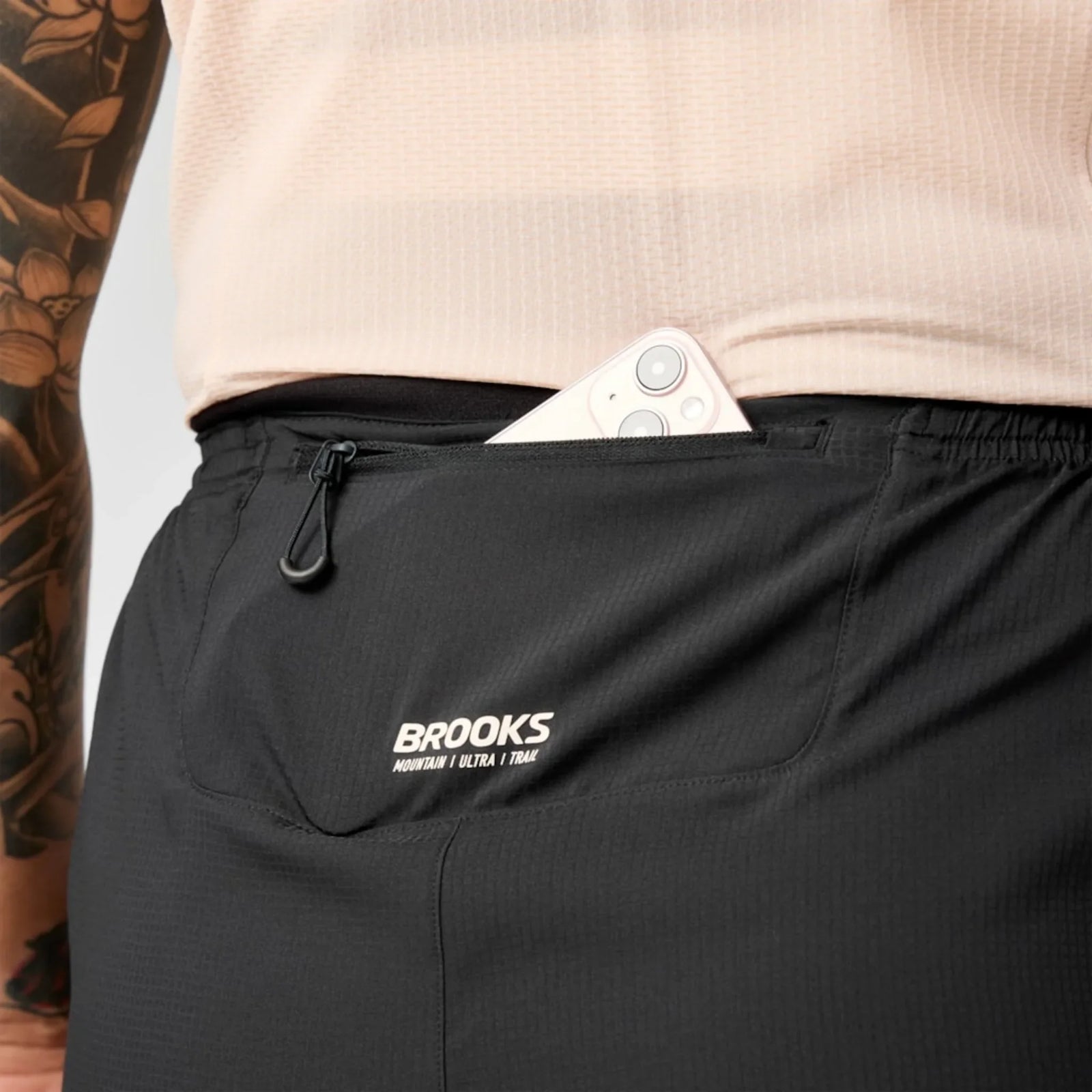 Brooks Cascadia short de trail 2-en-1 3 po pour femme - Noir