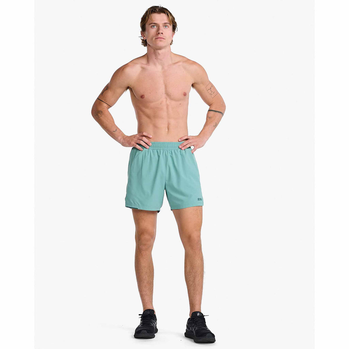 2XU Aero 7 Inch shorts de course à pied pour homme - Raft / Pine