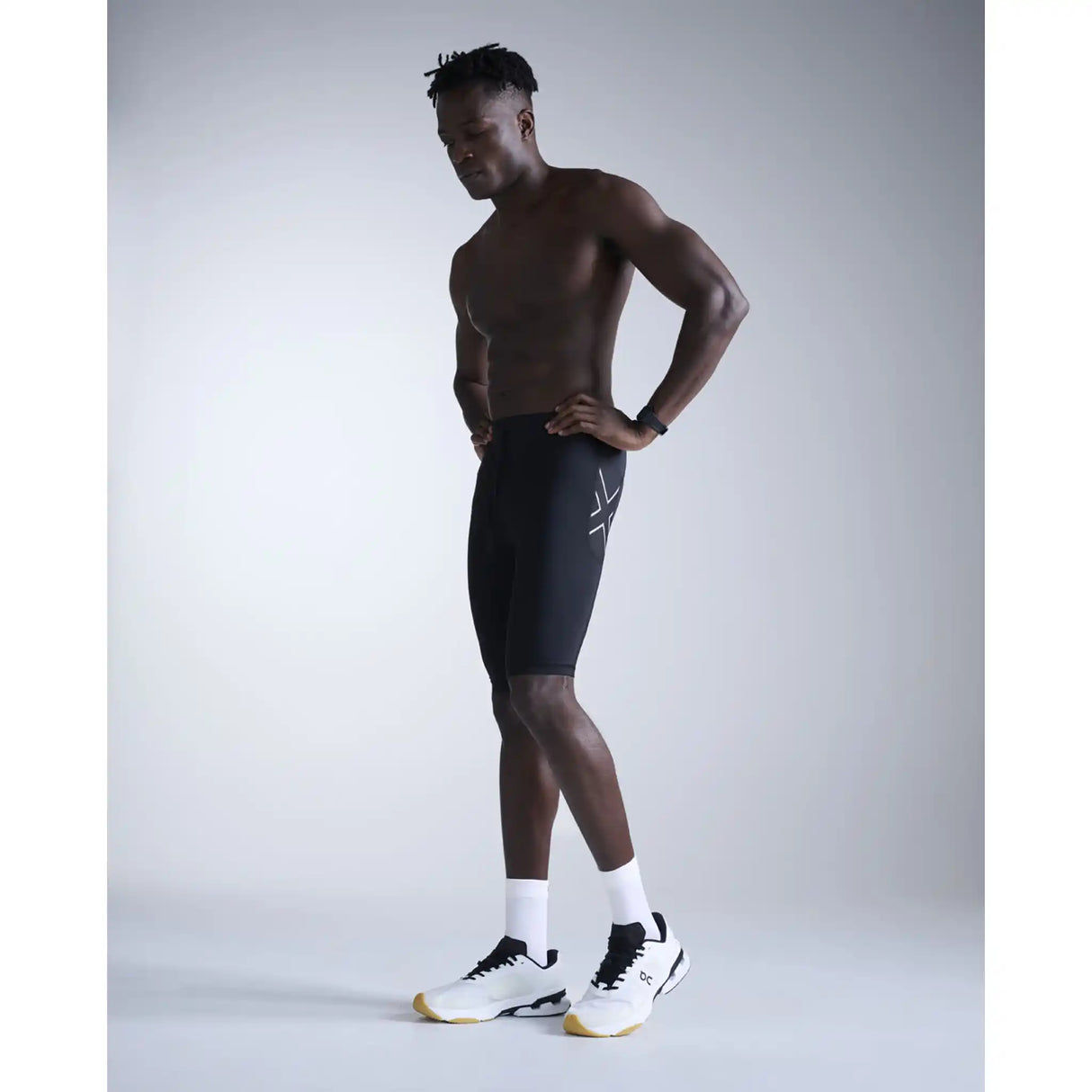 2XU Aero Mesh short homme - Black / Silver Reflective