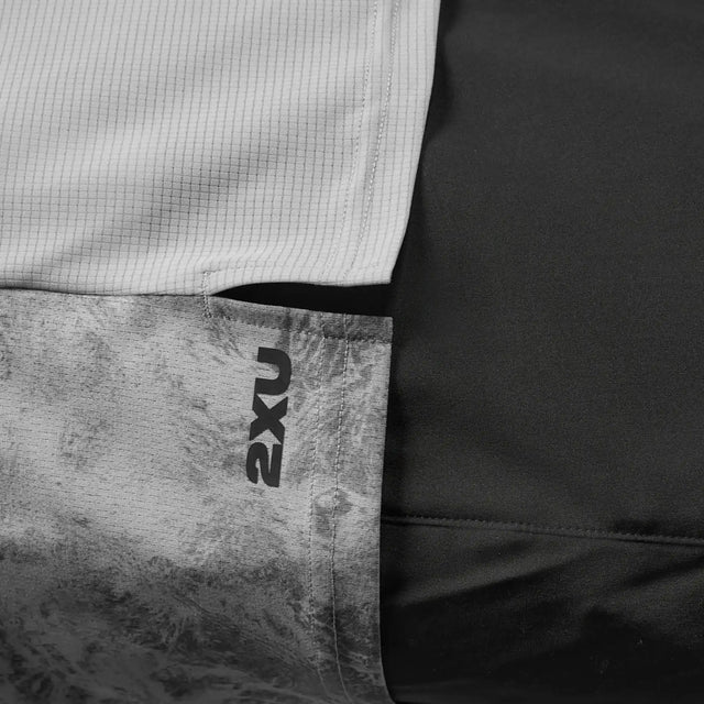 2XU Aero t-shirt de course à pied pour homme- Weathervane / Black  Reflective