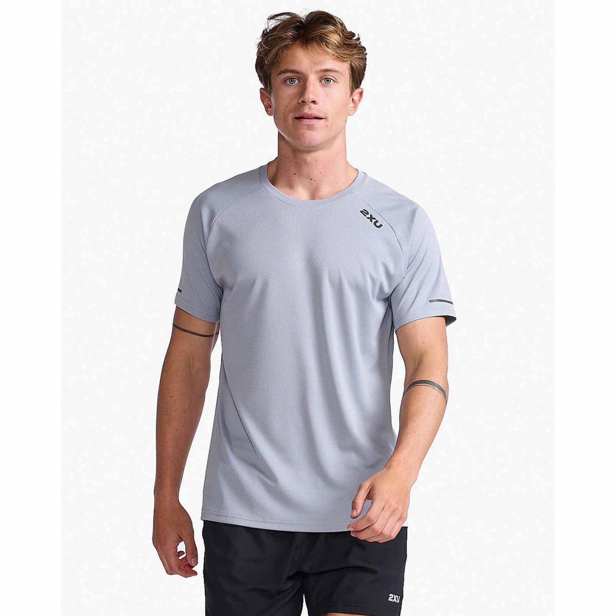 2XU Aero Tee t-shirt de course à pied pour homme - Weathervane