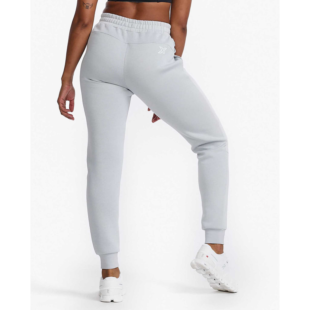 2XU Commute pantalon jogger femme - Harbor Mist / White dos