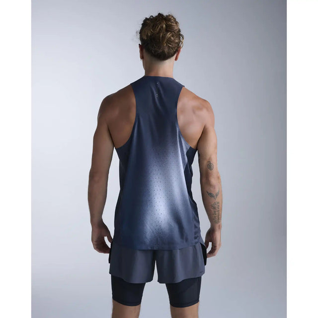 2XU Light Speed React camisole de course homme - Moonstone Mist / Black Reflective