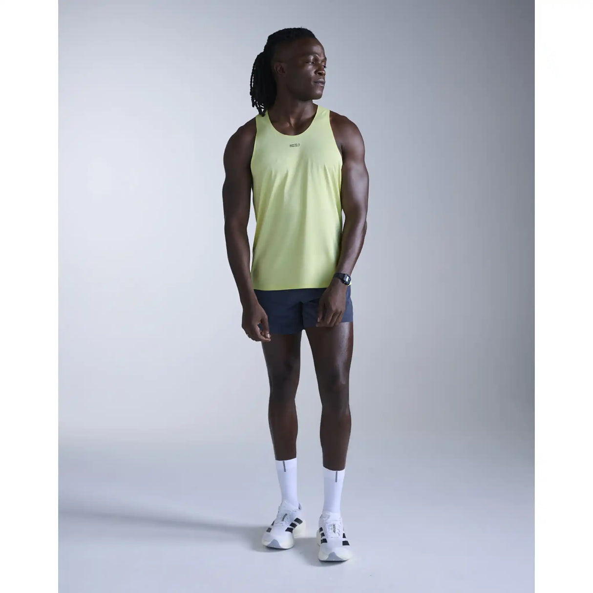 2XU Light Speed Tech camisole de course homme - Cool Matcha / Black Reflective