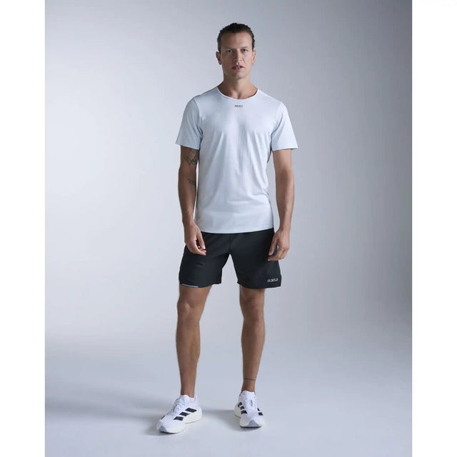 2XU T-shirt de course Light Speed Tech homme - Moonstone / Black Reflective